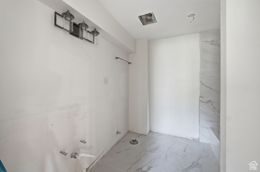 1775 E ROSECREST DR Salt Lake City, UT 84108
