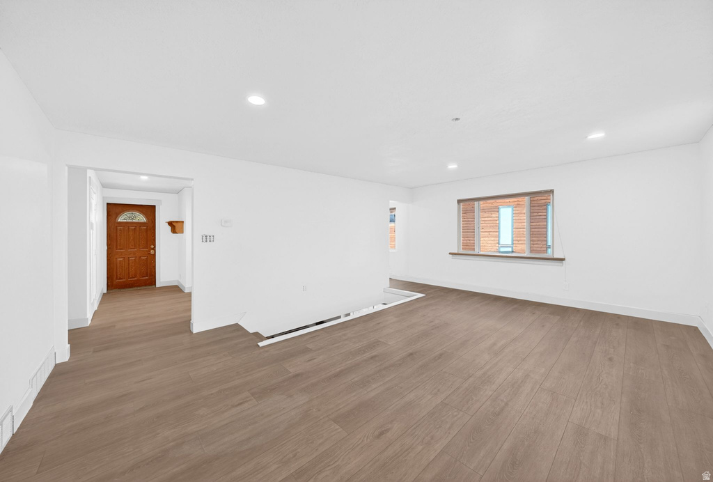 1775 E ROSECREST DR Salt Lake City, UT 84108