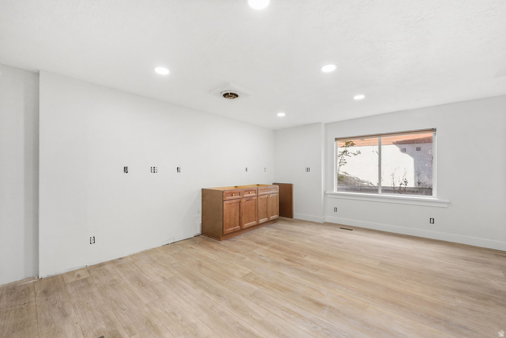 1775 E ROSECREST DR Salt Lake City, UT 84108