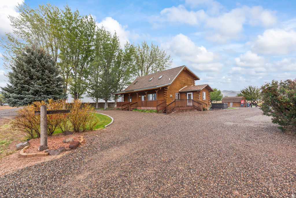 320 W 400 N Central Valley, UT 84754