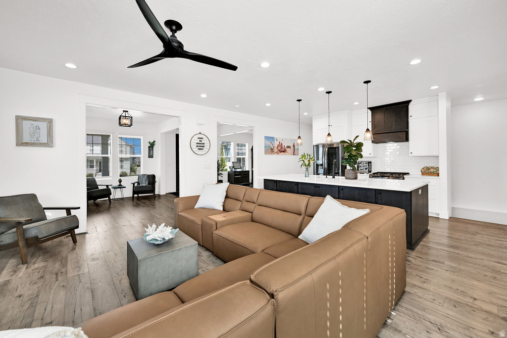 1951 W JOSEPH ACRES RD Kaysville, UT 84037