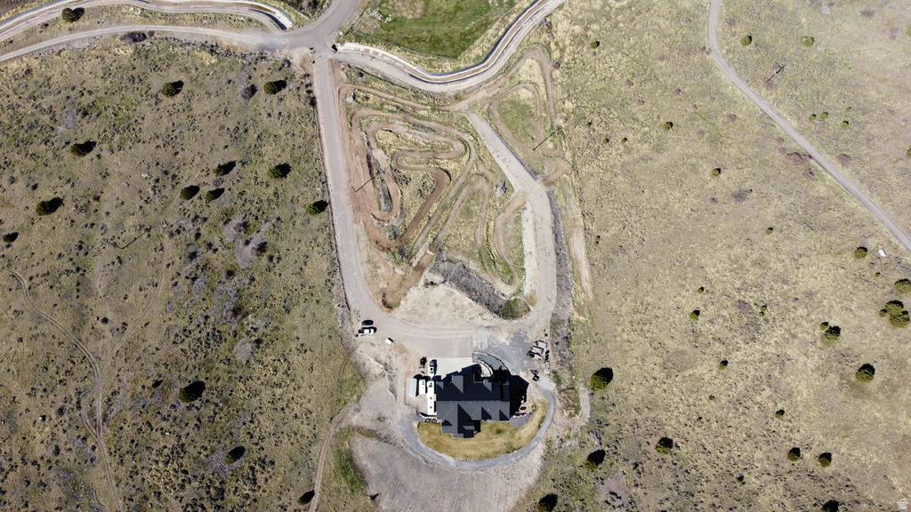 Aerial map of property and surrounding area