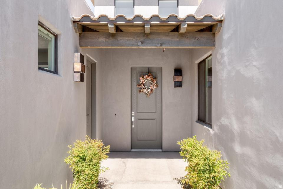 1480 W SHINNECOCK DR photo 5