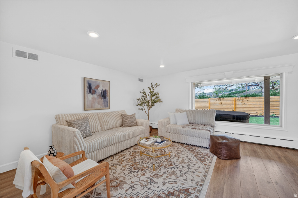 2463 E BLAINE AVE Salt Lake City, UT 84108