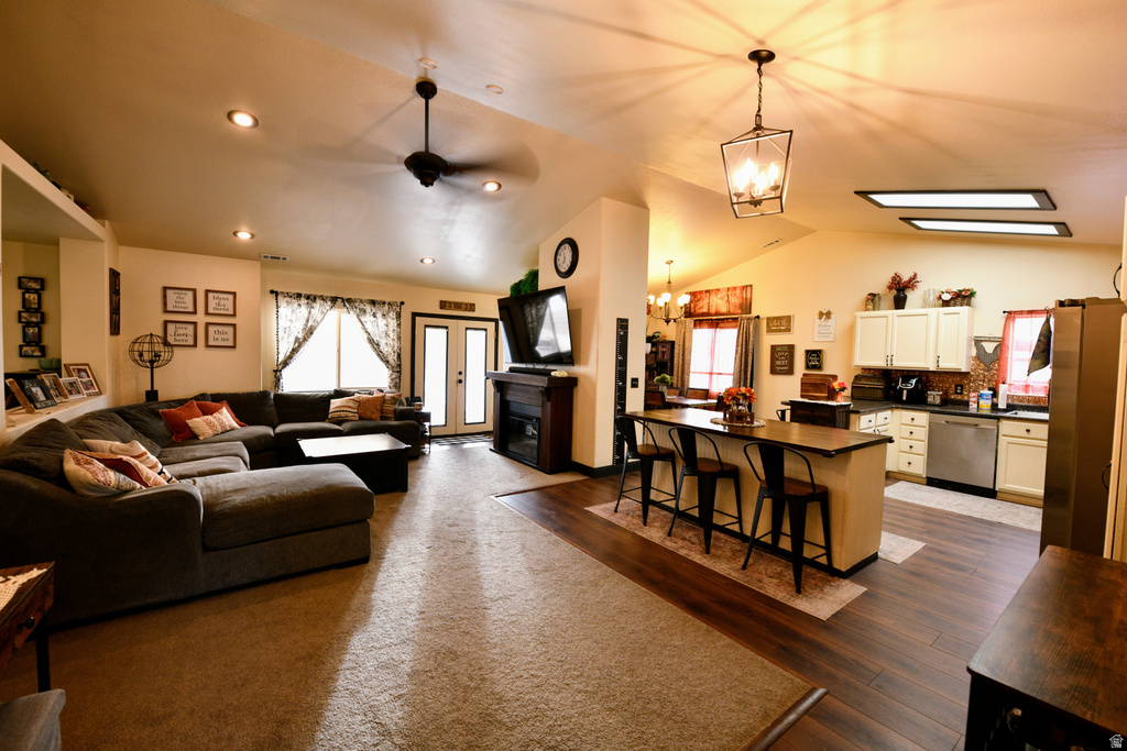 228 S LARKIN LN Kaysville, UT 84037