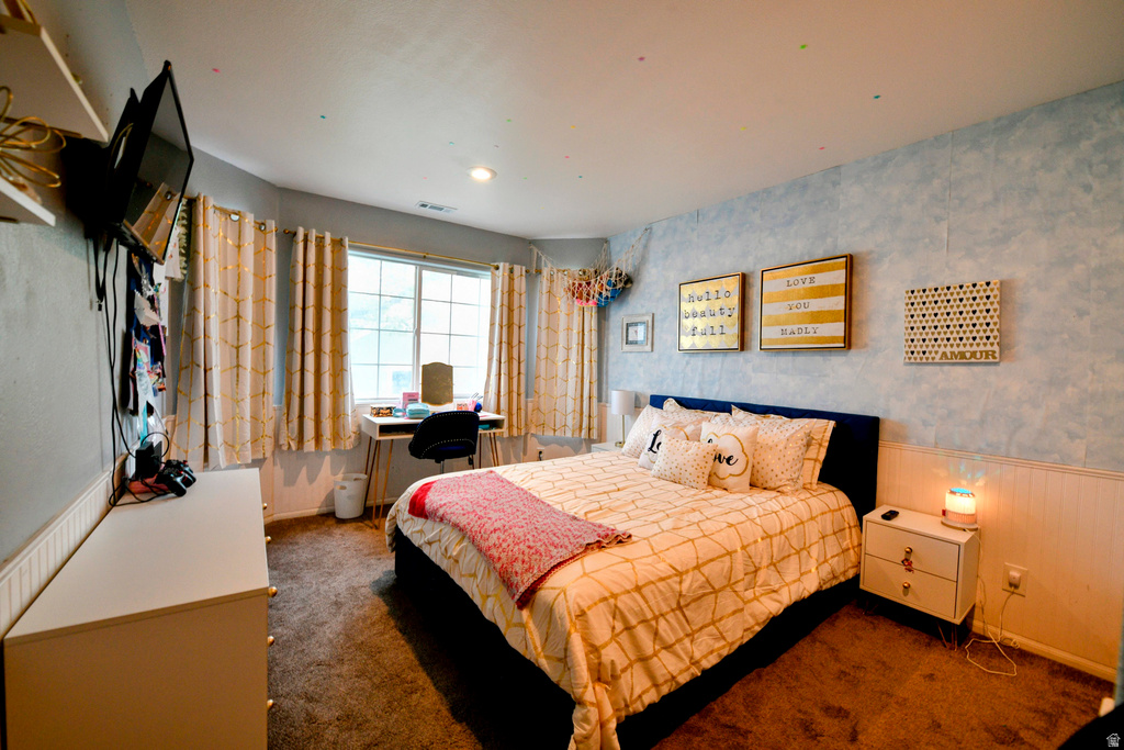 228 S LARKIN LN Kaysville, UT 84037