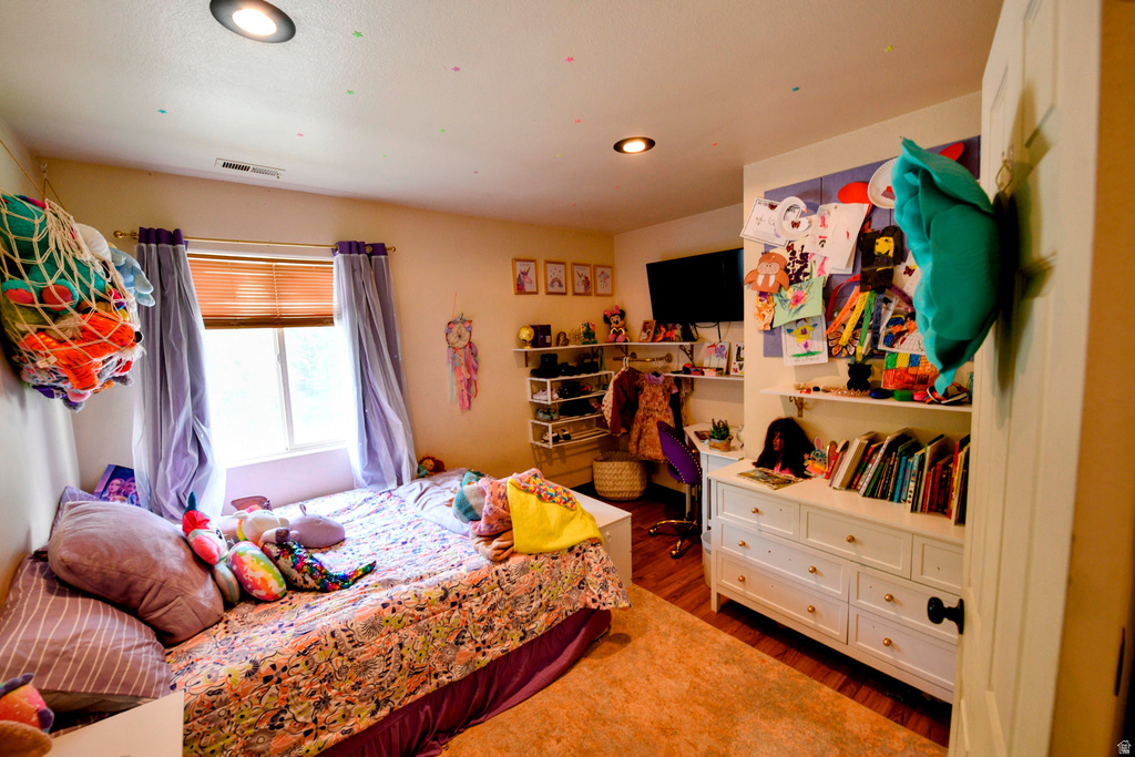 228 S LARKIN LN Kaysville, UT 84037