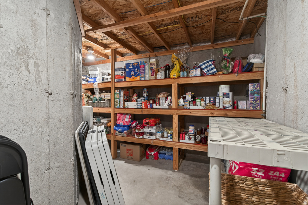 8062 S PONDS LODGE DR West Jordan, UT 84081