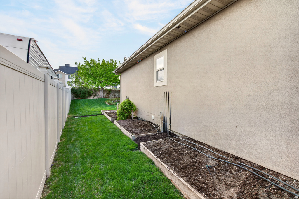 8062 S PONDS LODGE DR West Jordan, UT 84081