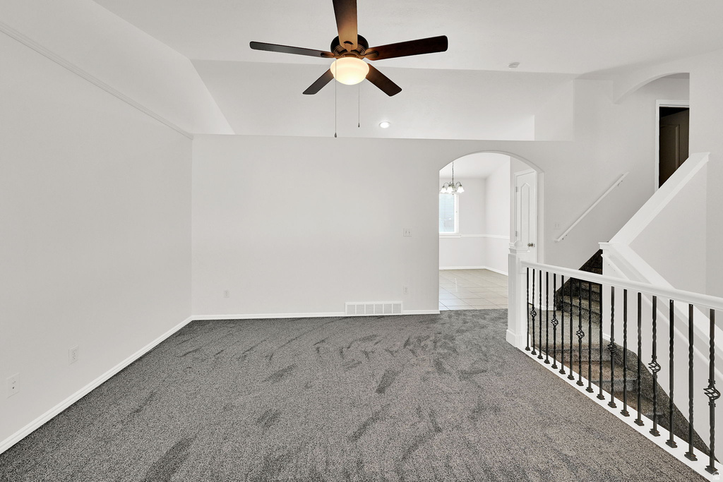 4020 WESTLAKE DR Roy, UT 84067