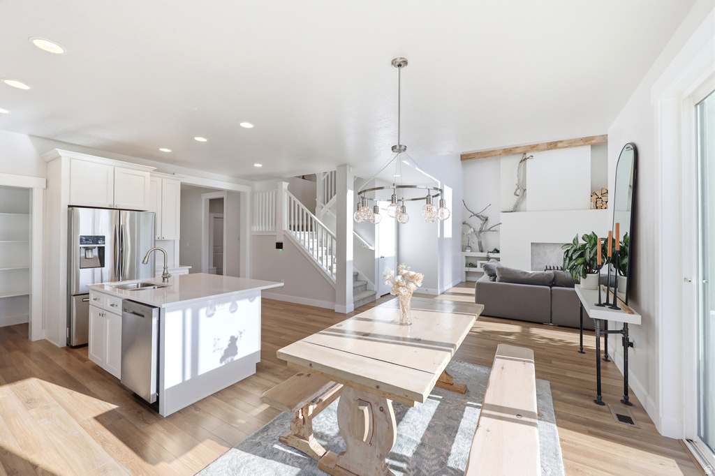 71 N REVERE LN Lehi, UT 84043