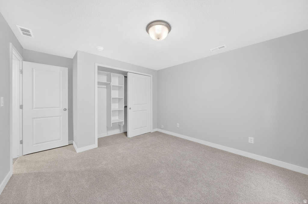 87 E MEANDERING WAY Saratoga Springs, UT 84045