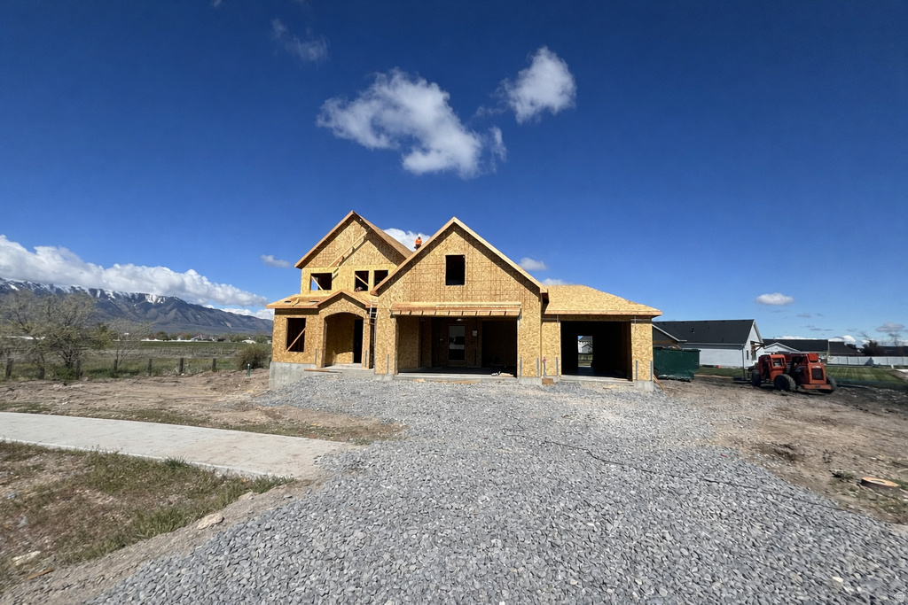 1253 W 3100 S Nibley, UT 84321