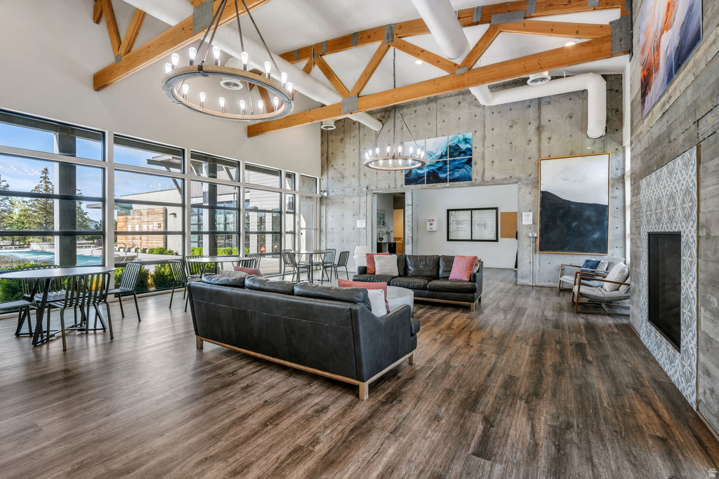 199 W SILVER SPRINGS DR Vineyard, UT 84059