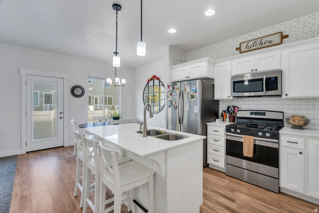 199 W SILVER SPRINGS DR Vineyard, UT 84059