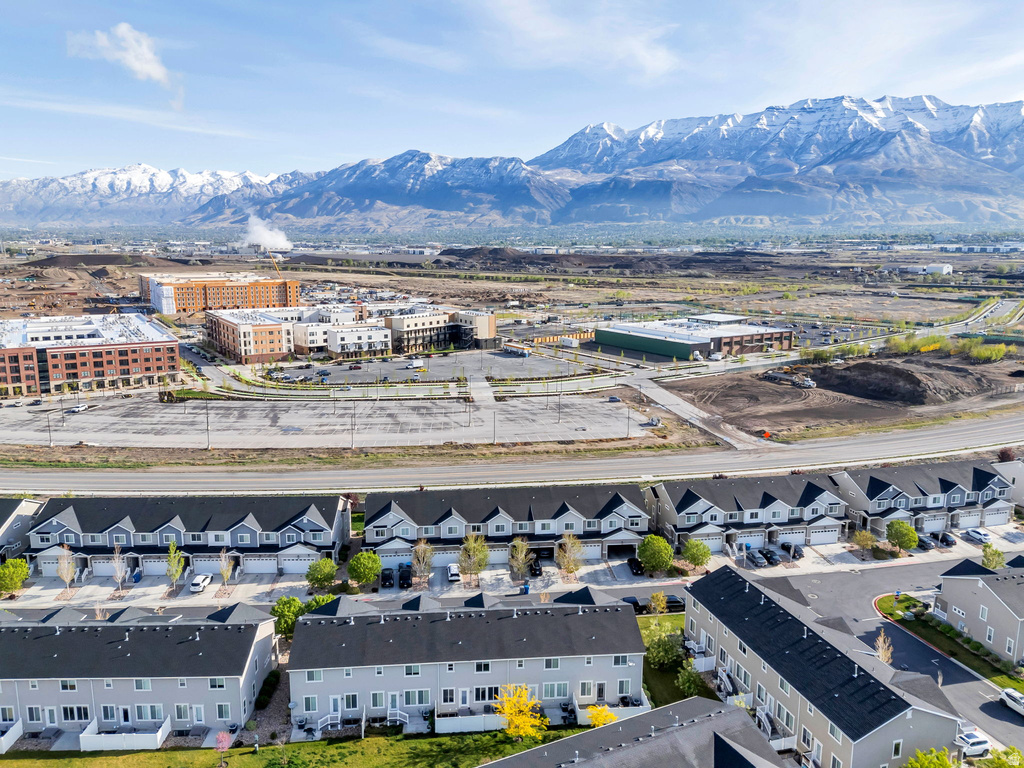 199 W SILVER SPRINGS DR Vineyard, UT 84059