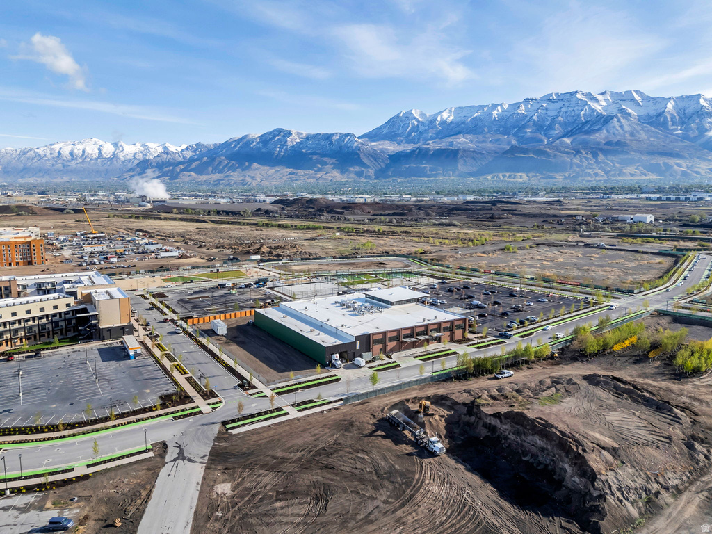 199 W SILVER SPRINGS DR Vineyard, UT 84059