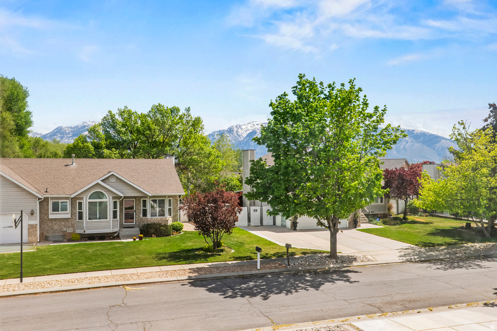8286 S 1850 W West Jordan, UT 84088