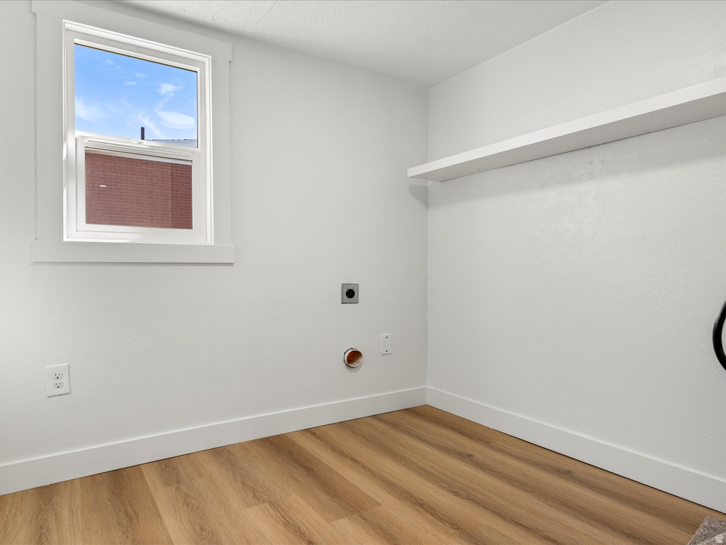 2164 N 300 W Sunset, UT 84015