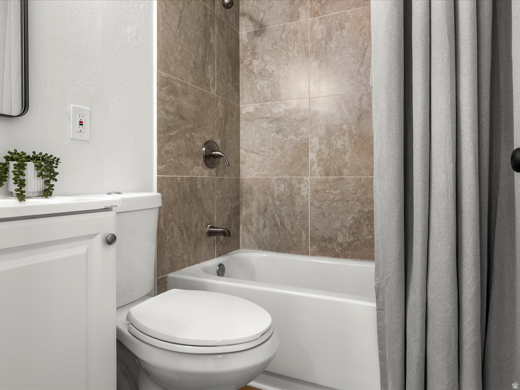 2164 N 300 W Sunset, UT 84015