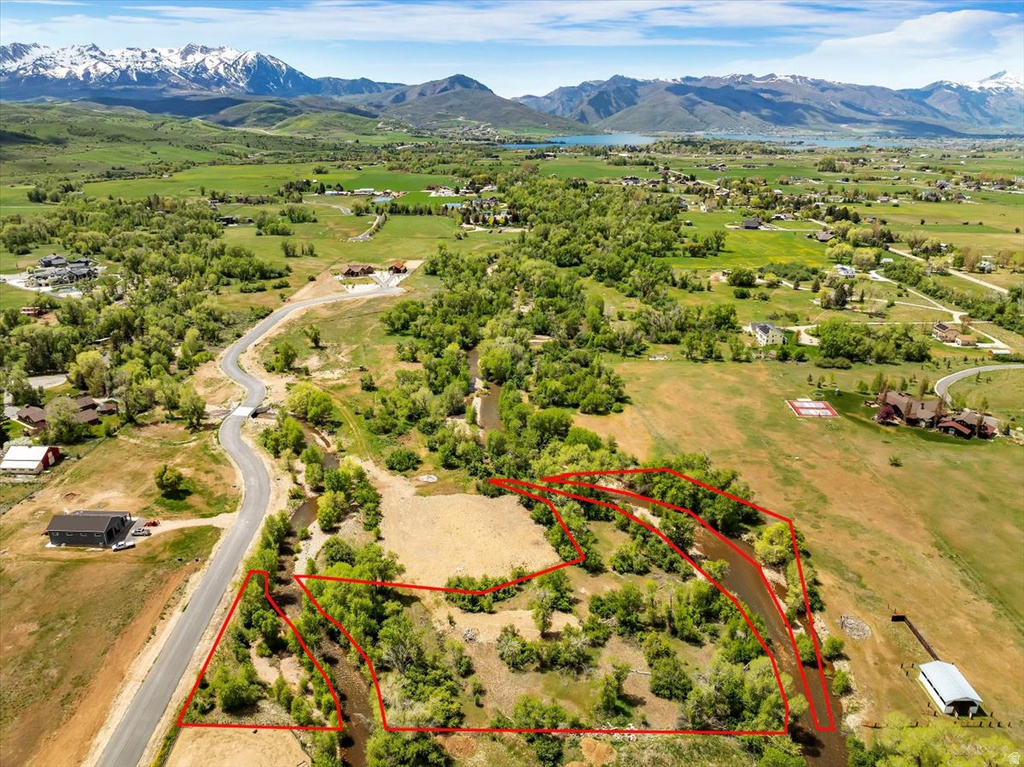9378 E 850 S Huntsville, UT 84317