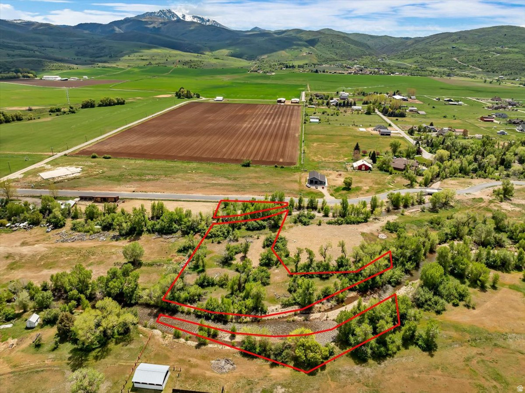 9378 E 850 S Huntsville, UT 84317