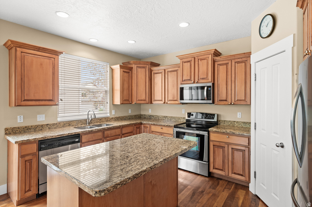 1418 E EAGLE CLIFF CT Sandy, UT 84092