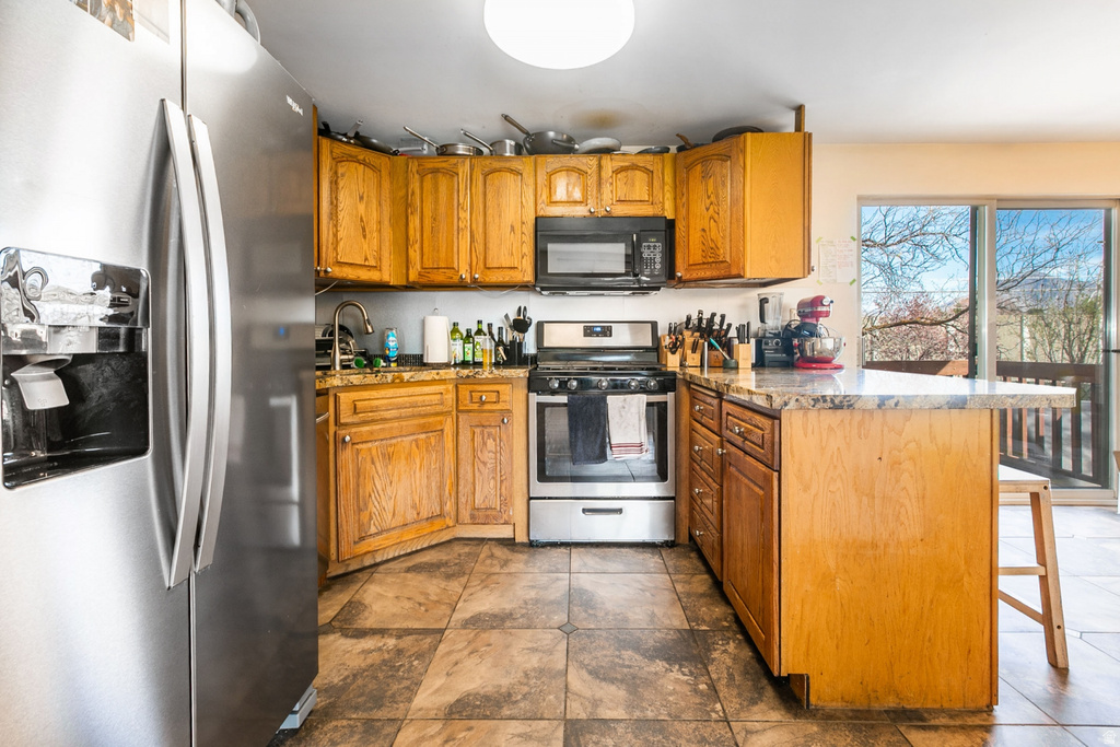 1553 E 6670 S Cottonwood Heights, UT 84121