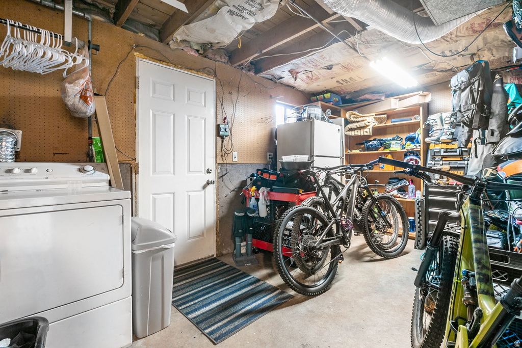 1553 E 6670 S Cottonwood Heights, UT 84121