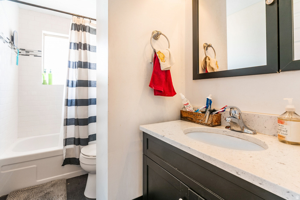 1553 E 6670 S Cottonwood Heights, UT 84121