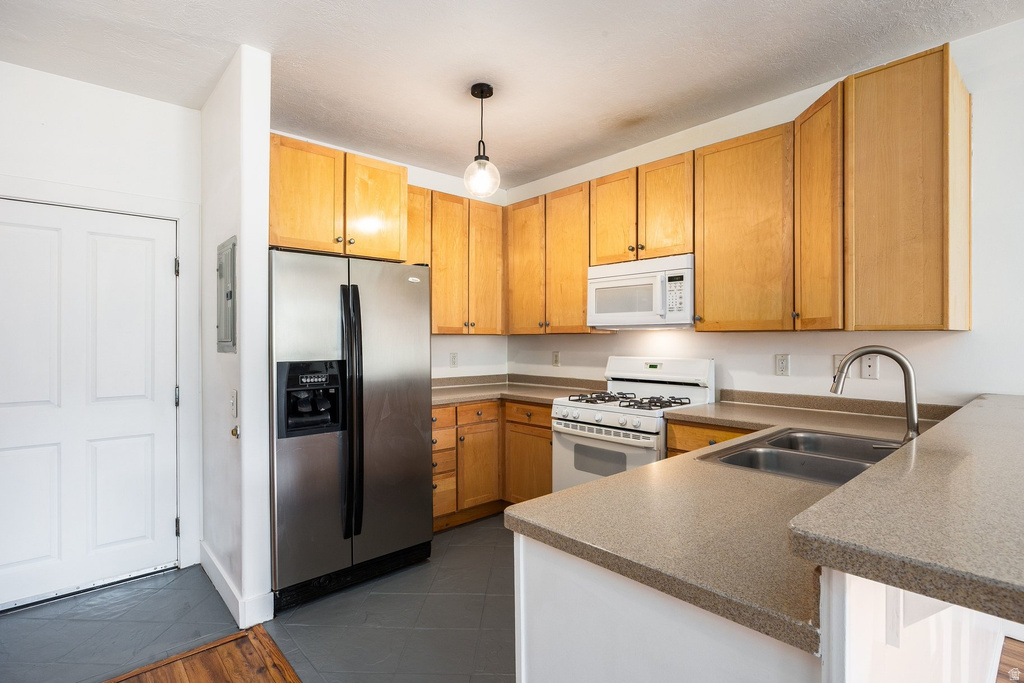 6749 N 2200 W #B103 Summit Park, UT 84098