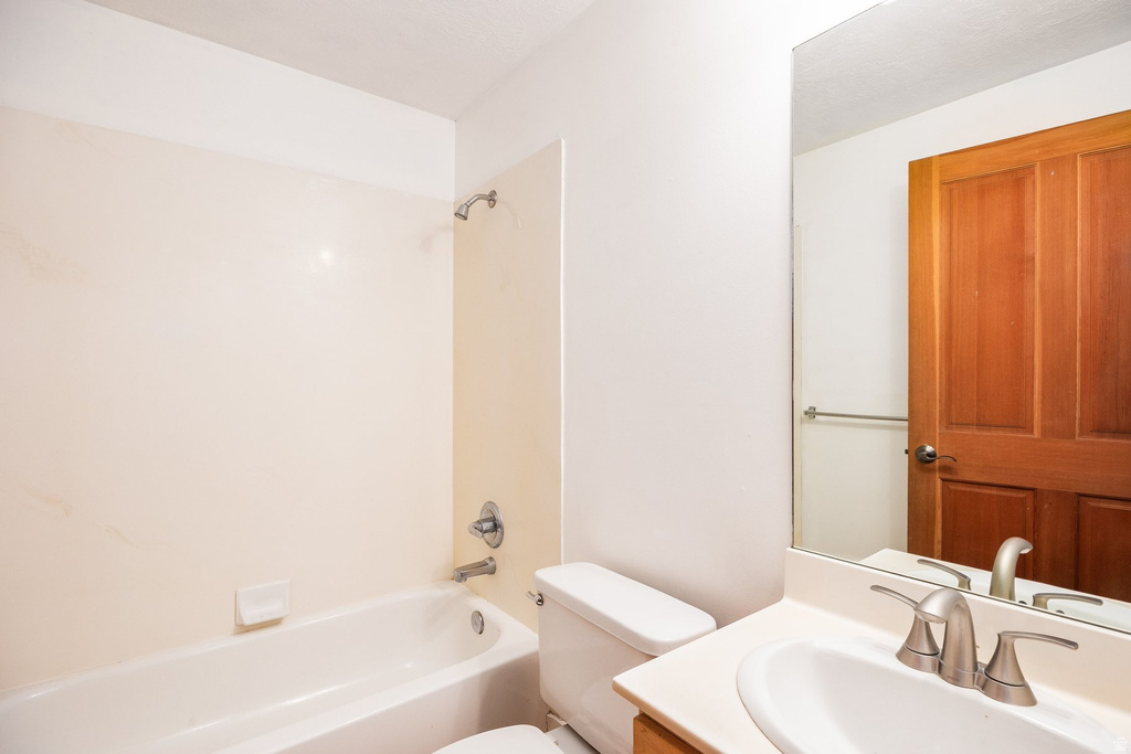 6749 N 2200 W #B103 Summit Park, UT 84098