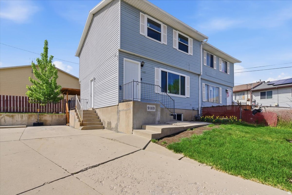 9169 W COPPER CIR Magna, UT 84044