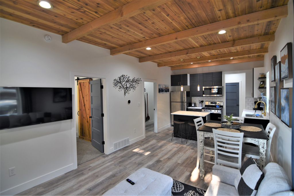 547 S WINDSOR ST Salt Lake City, UT 84102