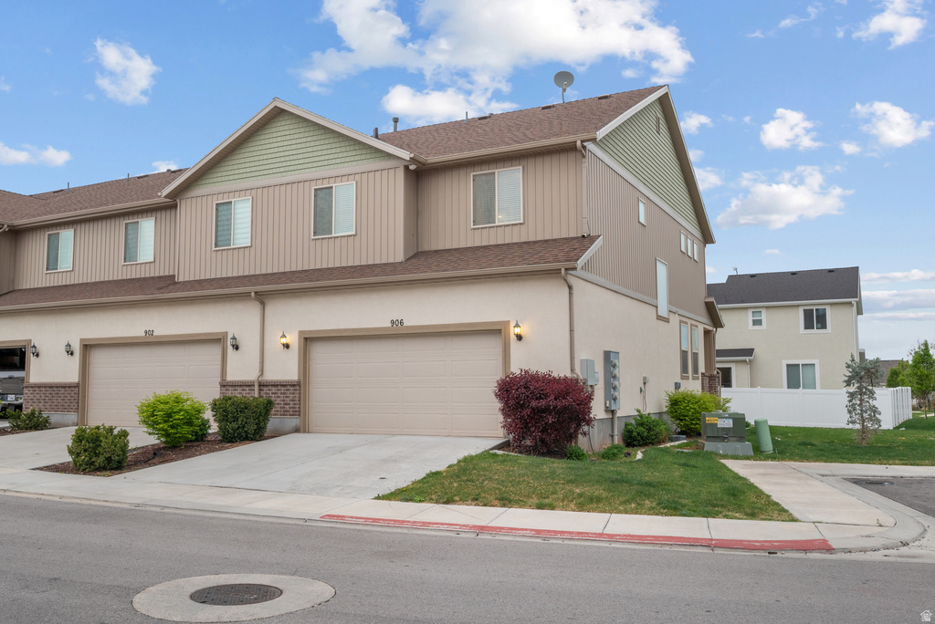 906 N APPLE SEED LN Santaquin, UT 84655