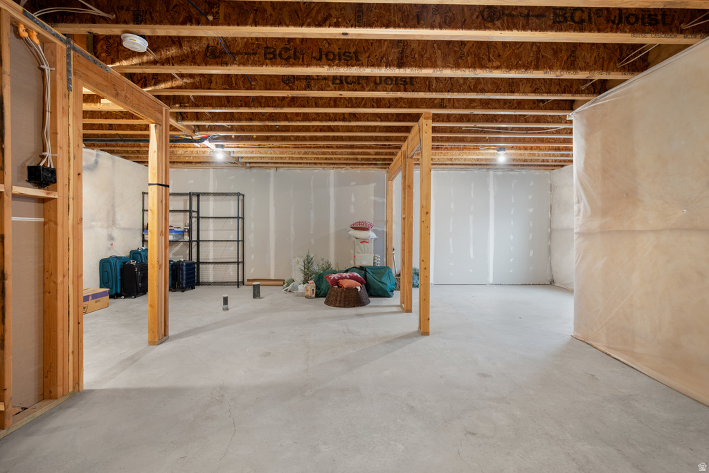 906 N APPLE SEED LN Santaquin, UT 84655