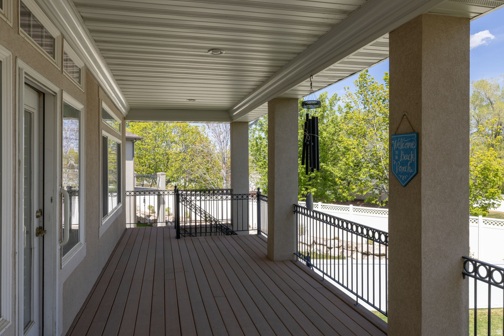 1423 W HONEY CRISP WAY South Jordan, UT 84095