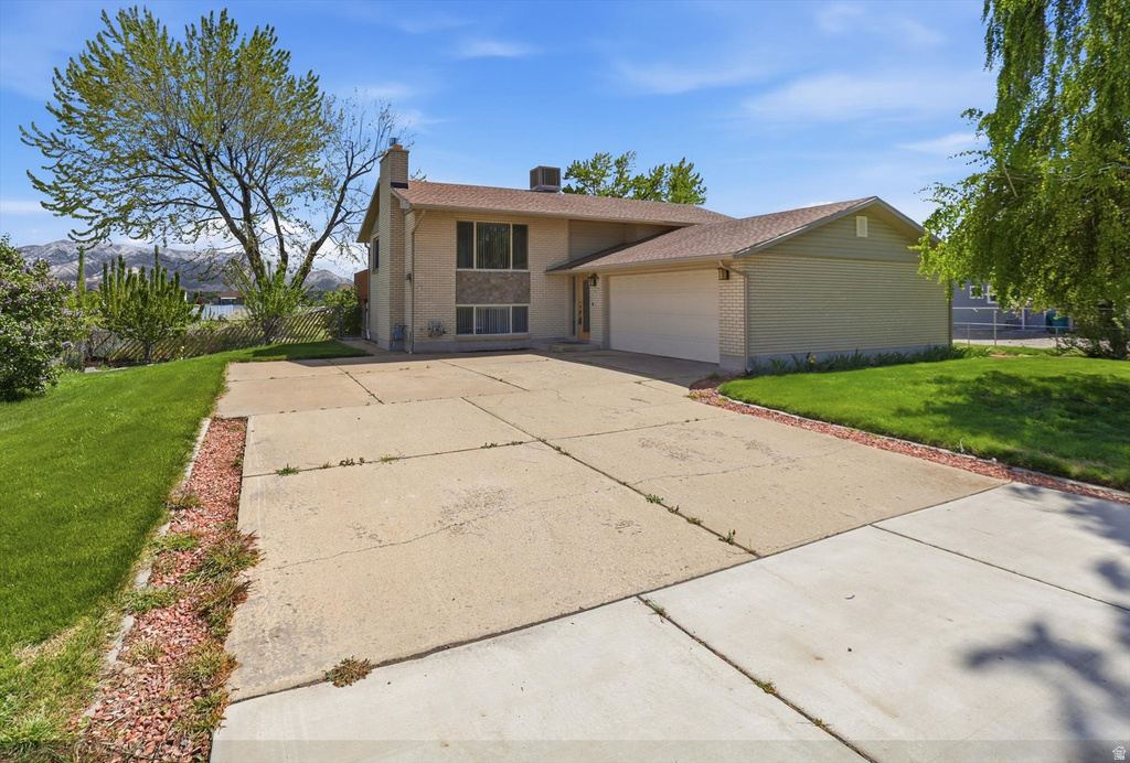 5396 S 4700 W Hooper, UT 84315