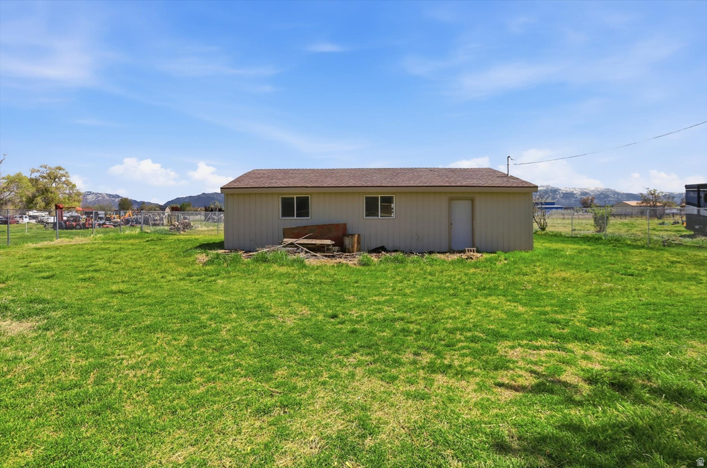 5396 S 4700 W Hooper, UT 84315