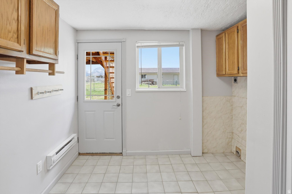 5396 S 4700 W Hooper, UT 84315