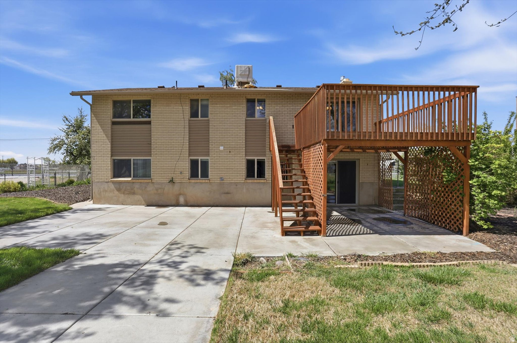 5396 S 4700 W Hooper, UT 84315