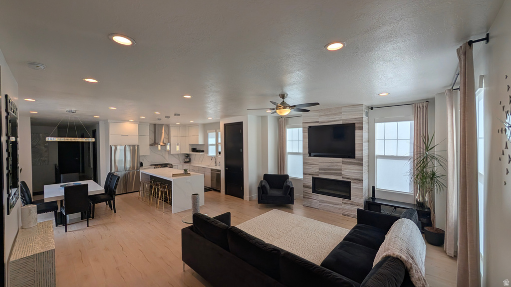 326 APRICOT GRV Kaysville, UT 84037