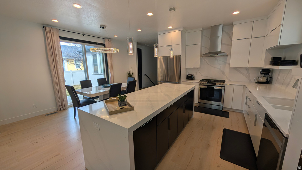 326 APRICOT GRV Kaysville, UT 84037