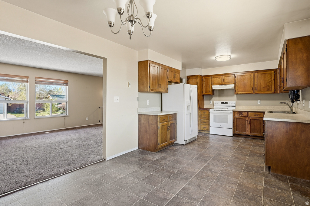 386 W FRONTIER CIR Cedar City, UT 84721