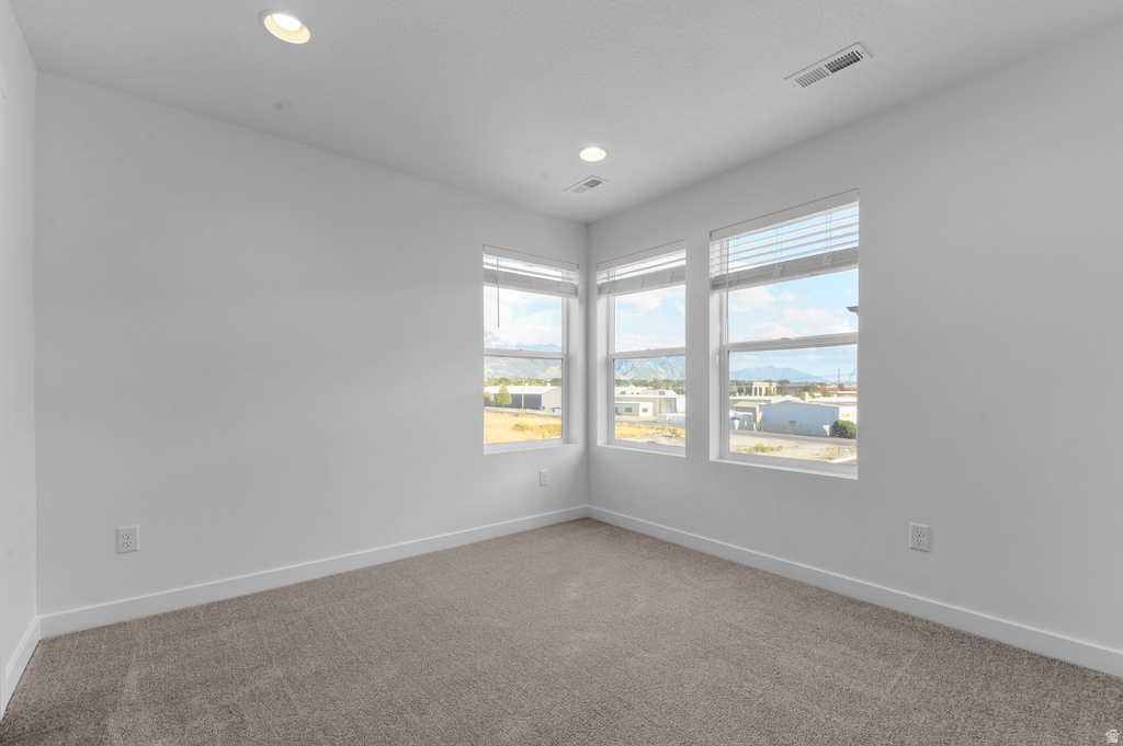 572 N BUFFALO GRASS LN Lindon, UT 84042