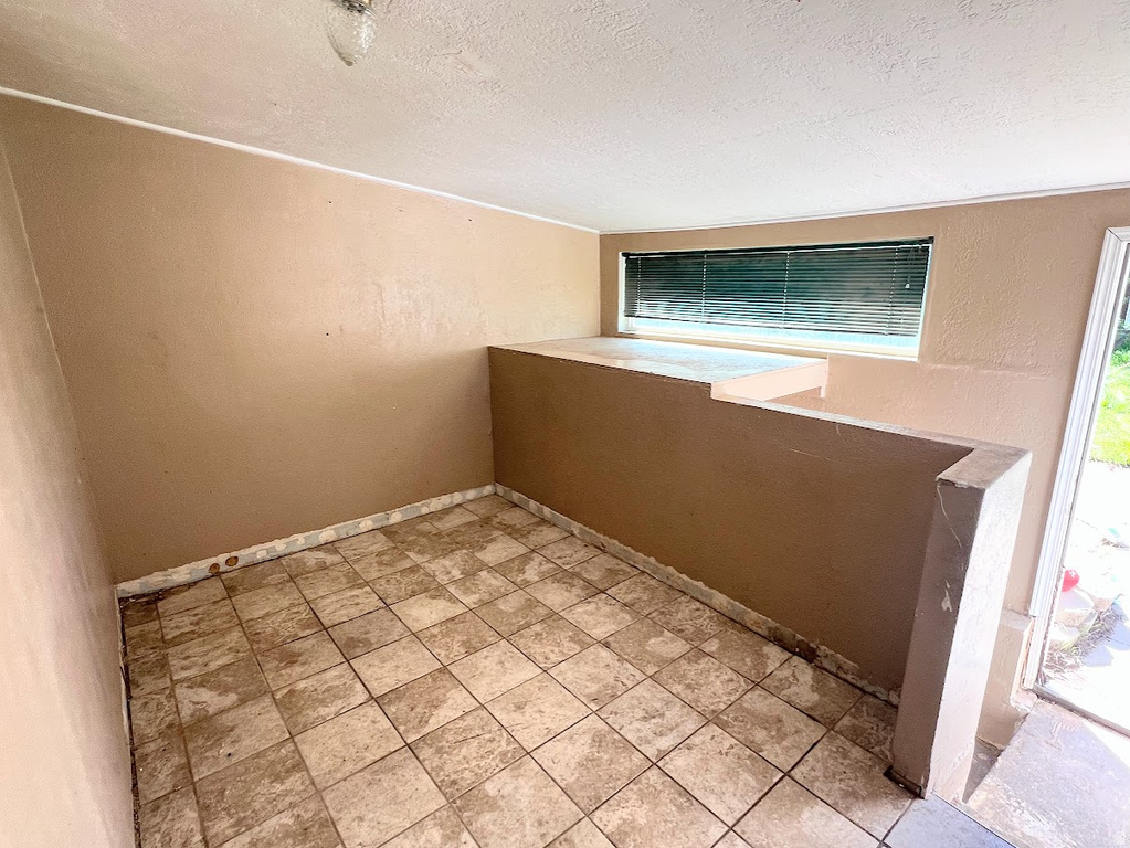 625 W 4TH AVE Midvale, UT 84047