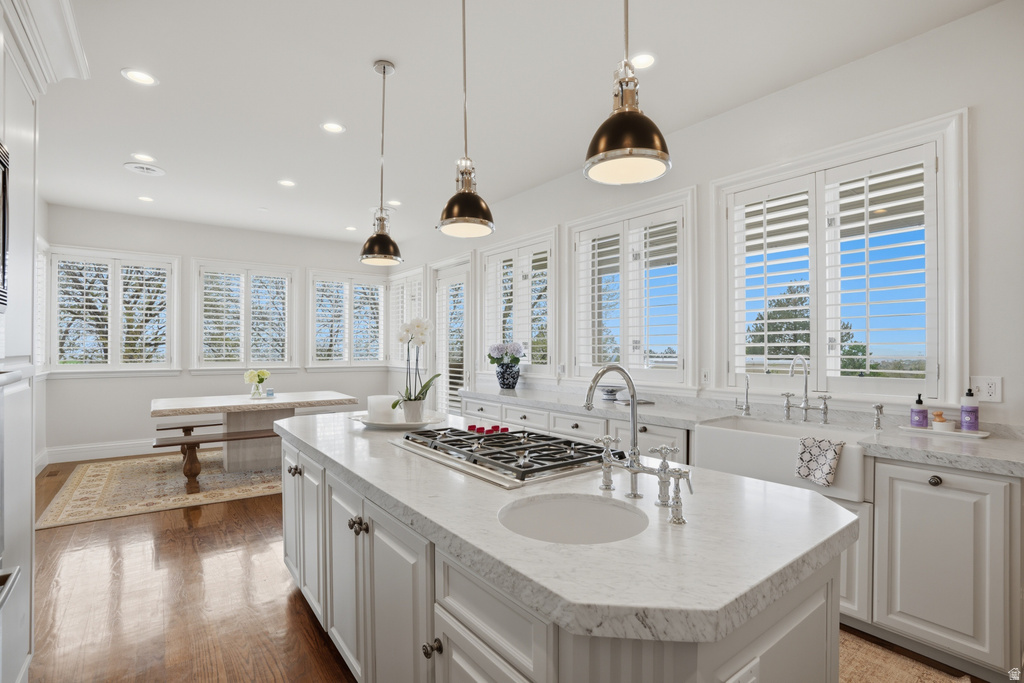 1714 E FORT DOUGLAS CIR Salt Lake City, UT 84103