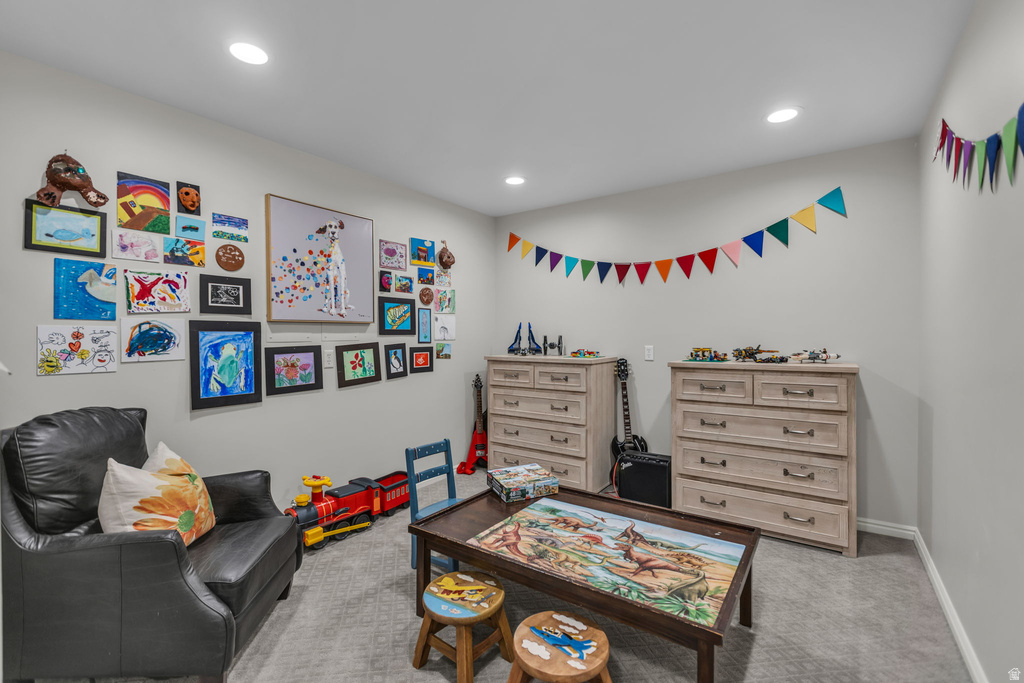 1714 E FORT DOUGLAS CIR Salt Lake City, UT 84103