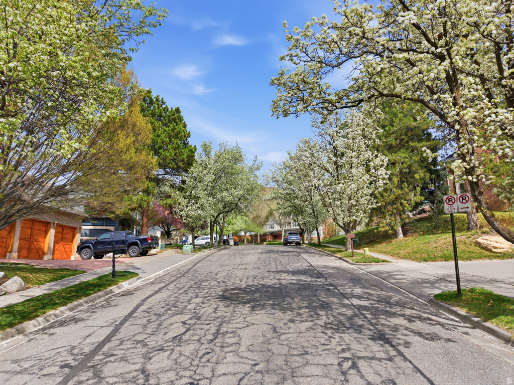 1714 E FORT DOUGLAS CIR Salt Lake City, UT 84103