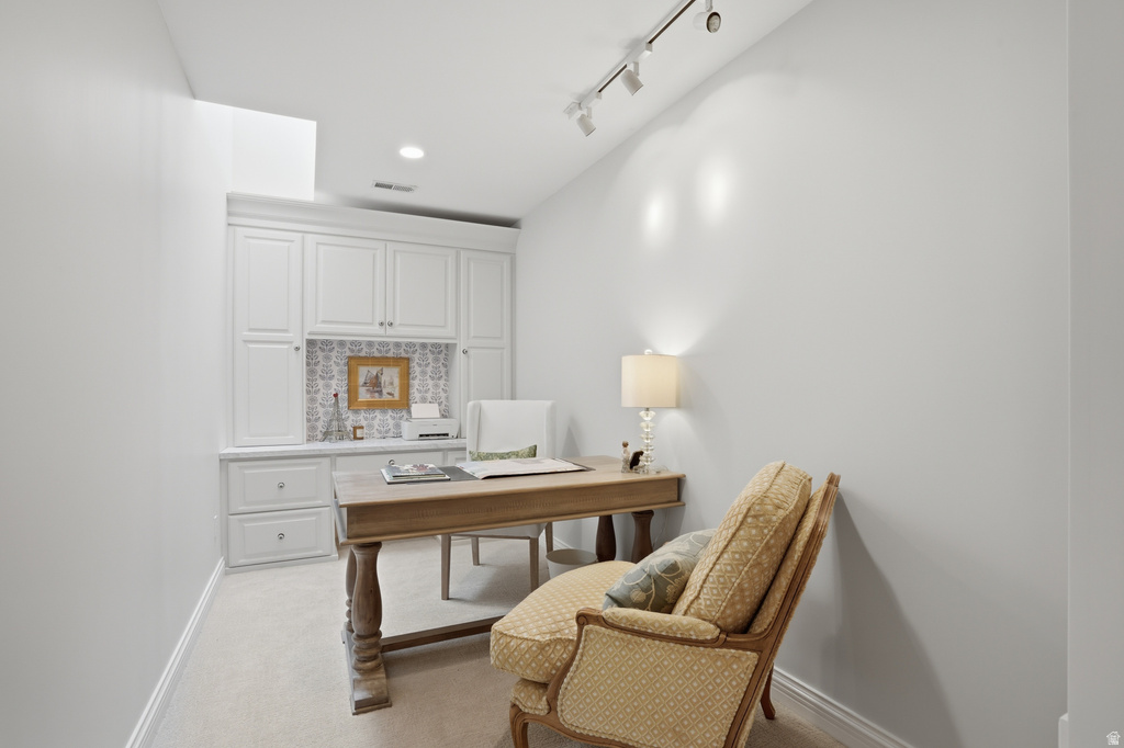 1714 E FORT DOUGLAS CIR Salt Lake City, UT 84103